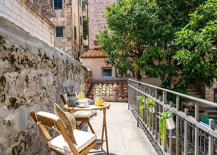 Swan - Old Town Appartement *